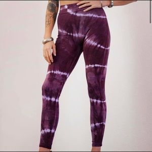 Of Earth & Salt High Rise Cotton Leggings in Amethyst